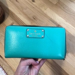 Late spade teal wallet